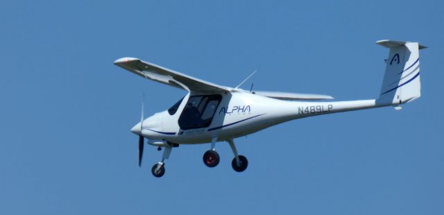 PIPISTREL Alpha Trainer (N489LP) - About to touch down is this 2022 Pipistrel Alpha Trainer from the Summer of 2024.