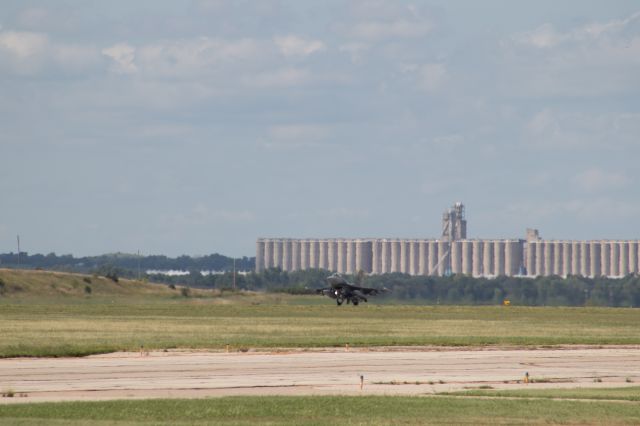 Lockheed F-16 Fighting Falcon (N91398)