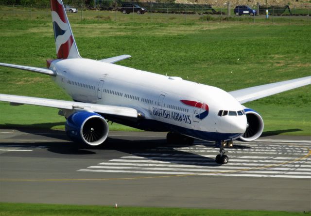 Boeing 777-200 (G-VIIO)