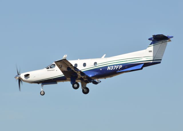 Pilatus PC-12 (N37FP)