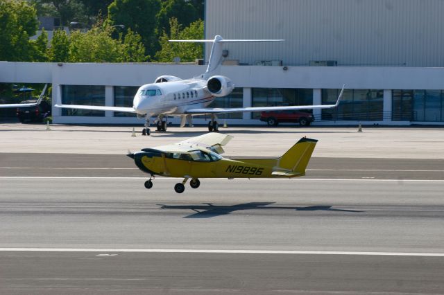 Cessna Skyhawk (N19896)