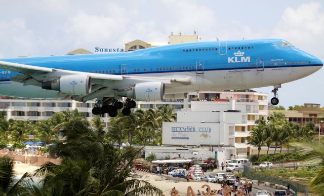 Boeing 747-400 (PH-BFN)