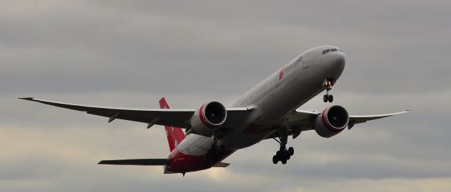 BOEING 777-300ER (VH-VPH) - V Australia flight VA327 taking off from Runway 16 Melbourne Airport departing for Brisbane Airport. 01/11/2011