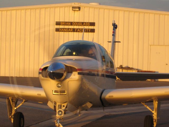 Beechcraft Bonanza (36) (N7315R)