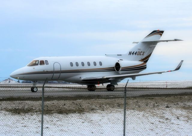 Hawker 800 (N440CX)