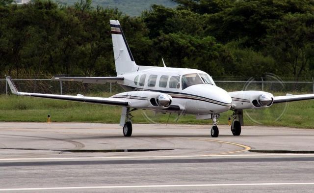 Piper Navajo (VH-UPM) - Ready to depart YMAY / ABX