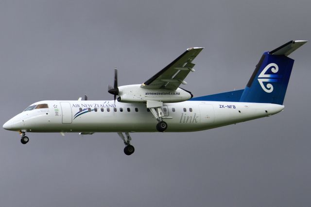 de Havilland Dash 8-300 (ZK-NFB)