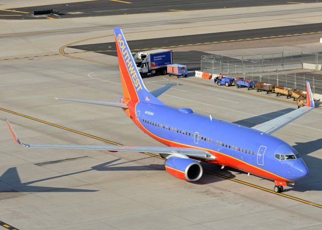 Boeing 737-700 (N798WN)