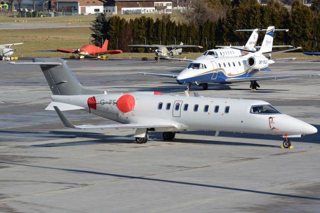 Learjet 45 (G-PFCT)