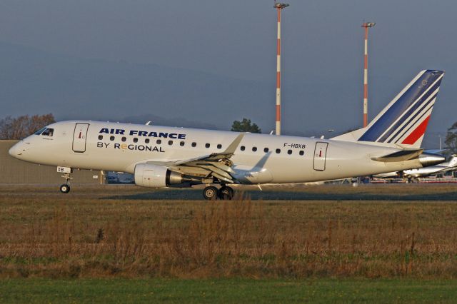 Embraer 170/175 (F-HBXB)