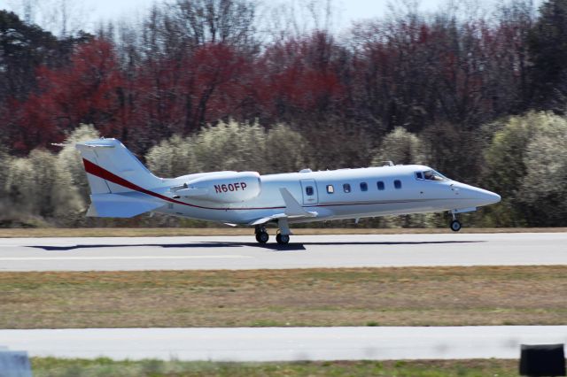 Learjet 60 (N60FP)