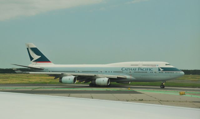 Boeing 747-400 (B-HUA) - Cathay Pacific Boeing 747-467 B-HUA in Frankfurt