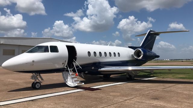 Hawker Beechcraft 4000 (N699AK)