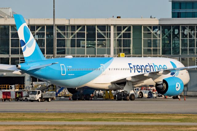 Airbus A350-900 (F-HREN)