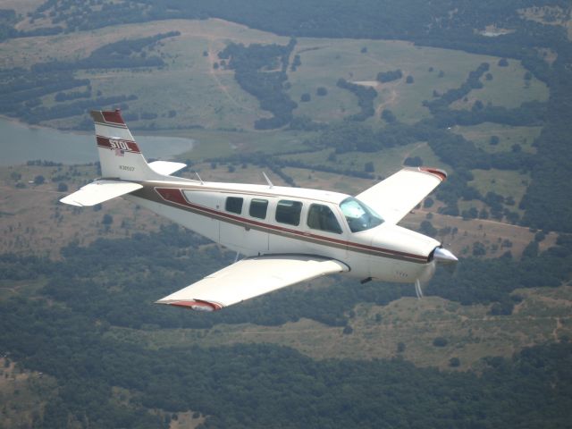 Beechcraft Bonanza (36) (N38507) - In-Flight