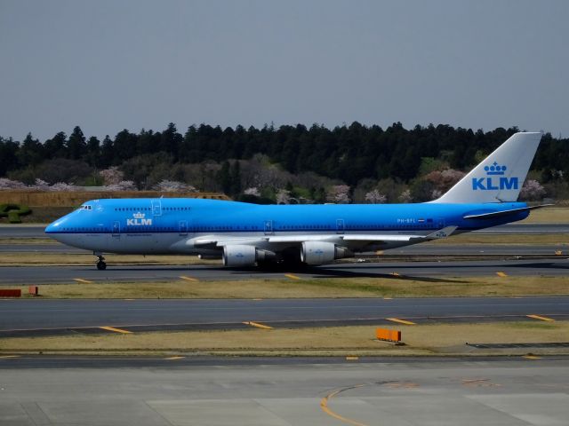 Boeing 747-400 (PH-BFL)