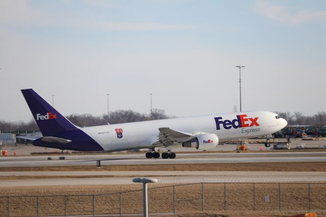 BOEING 767-300 (N277FE) - "FedEx's 100th 767" sticker! 