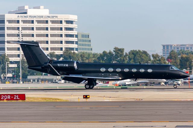 Gulfstream Aerospace Gulfstream V (N111AM)