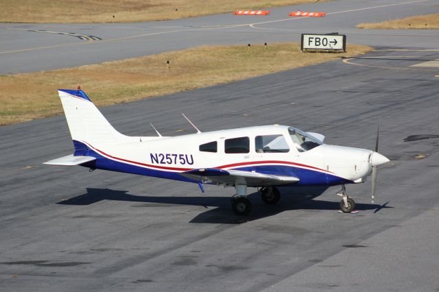 Piper Cherokee (N2575U)