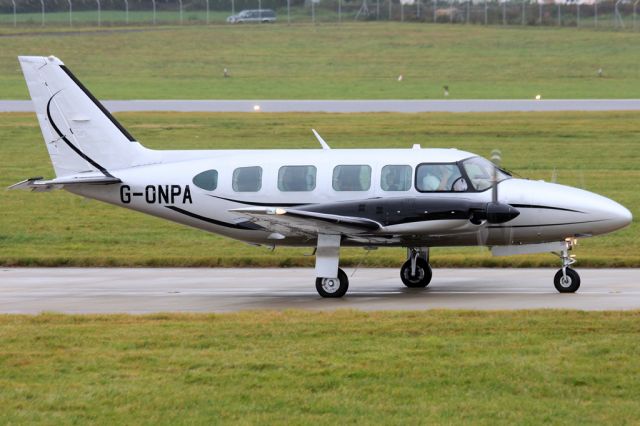 Piper Apache (G-ONPA)