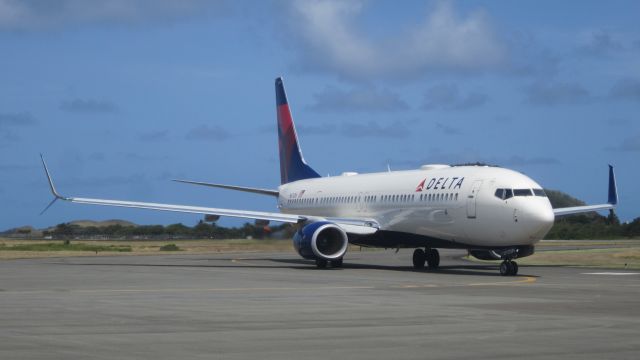 Boeing 737-900 (N871DN)