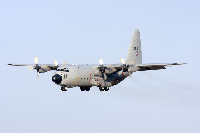 Lockheed C-130 Hercules —