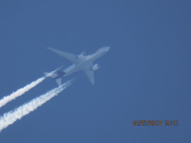 BOEING 777-200LR (N882FD)