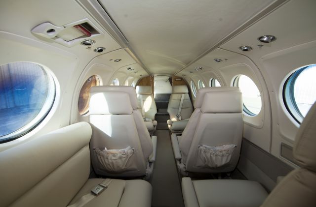 Beechcraft King Air 100 (N847D)