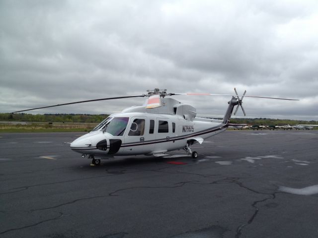 Sikorsky S-76 (N7667S)