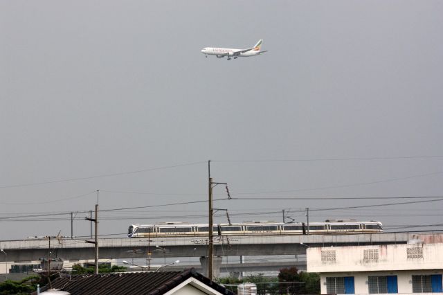 BOEING 767-300 (ET-ALJ)