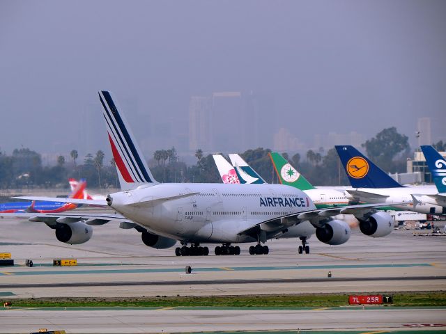 Airbus A380-800 (F-HPJH) - a rel=nofollow href=http://flightaware.com/live/flight/FHPJH/history/20141221/2345Z/KLAX/LFPGhttps://flightaware.com/live/flight/FHPJH/history/20141221/2345Z/KLAX/LFPG/a