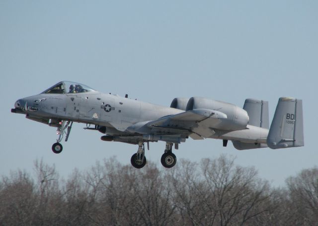 Fairchild-Republic Thunderbolt 2 (79-0095) - Landing at Barksdale Air Force Base. 