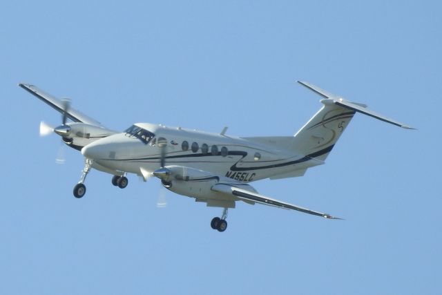 Beechcraft Super King Air 200 (N455LC)