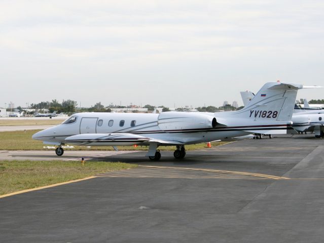 Learjet 35 (ASH1828) - A Lear 35. Very powerful aircraft. Raw photo courtesy of LEARJETMIAMI - thank you!