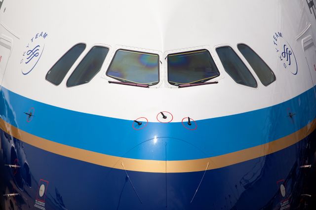 Airbus A380-800 (B-6138) - B-6138, CZ 309, is getting ready for boarding for her flight to Beijing.