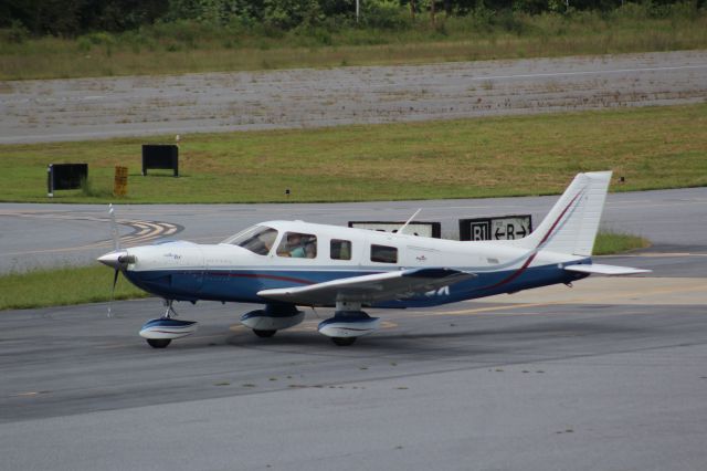 Piper Saratoga (N146X)