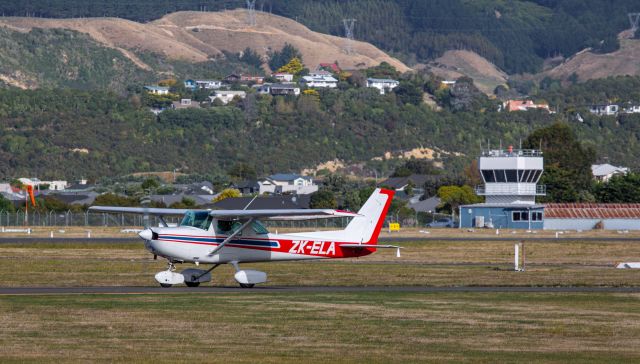 Cessna 152 (ZK-ELA)