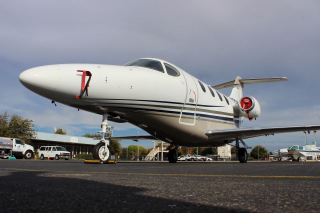 Beechcraft Premier 1 (N3725L)