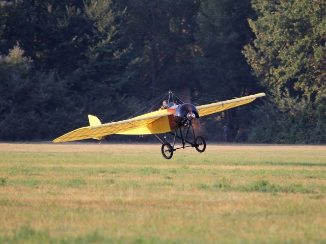 F-PMSG — - this morning, September 22, 2013 -former Naval Air Fréjus - LFTUbr / off the replica of the Morane Saulnier Roland Garros to figari (LFKF) and Tunis (DTTA) to commemorate the hundredth anniversary of the crossing of the Mediterranean by the aviator said.
