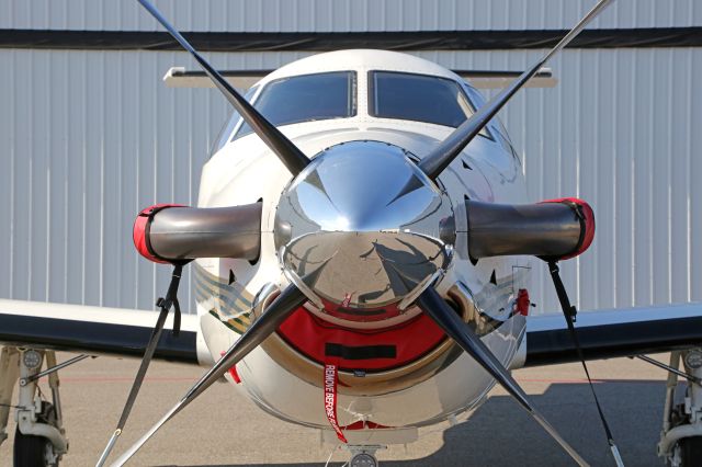 Pilatus PC-12 (N695CB)