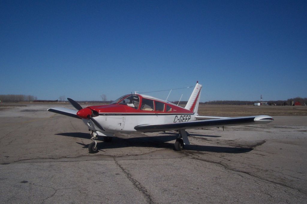 Piper Cherokee (C-GEEP)