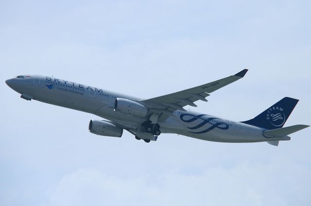Airbus A330-300 (PK-GPF)