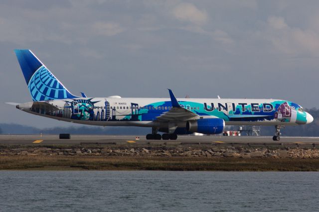 Boeing 757-200 (N14102)