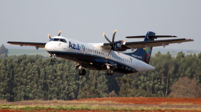 ATR ATR-72 (PR-AKI)