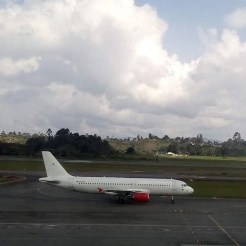 Airbus A320 (HK-5051)