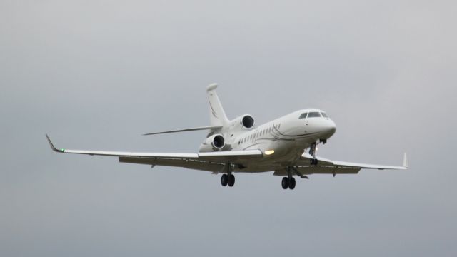 Dassault Falcon 7X (LX-TQJ)