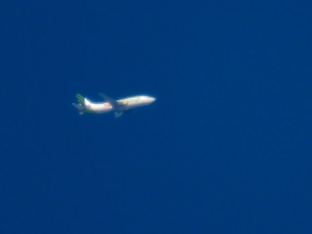 BOEING 737-300 (N301KH)