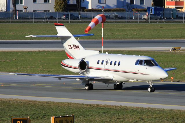 Hawker 800 (CS-DRH)