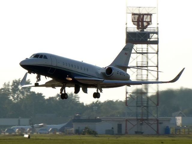 Dassault Falcon 2000 (C-GTPL)