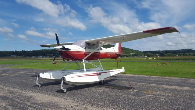 Cessna Skywagon (N85GH) - Beautiful Cessna 185 Amphibian Richland Center, WI(93C).